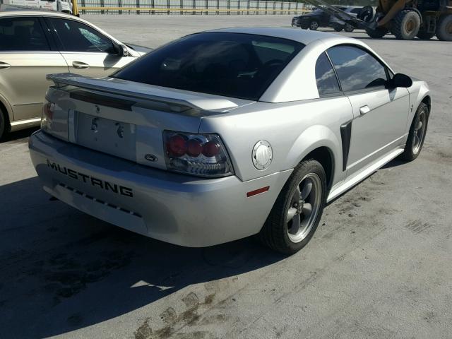 1FAFP40432F226569 - 2002 FORD MUSTANG SILVER photo 4