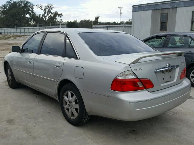 4T1BF28B73U296328 - 2003 TOYOTA AVALON XL SILVER photo 3