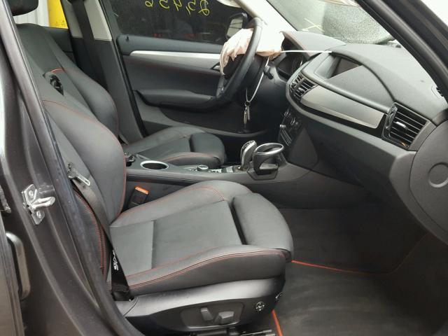 WBAVM1C56FVW57322 - 2015 BMW X1 SDRIVE2 GRAY photo 5