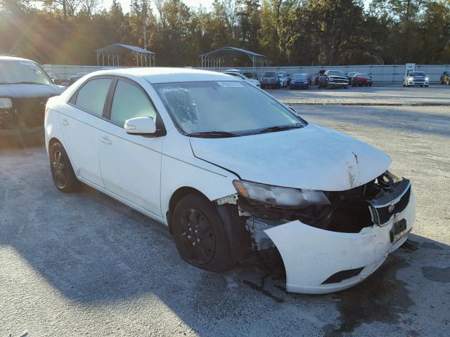 KNAFU4A23A5880408 - 2010 KIA FORTE EX WHITE photo 1