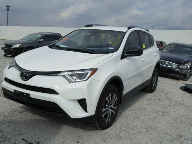 JTMZFREV3HJ124445 - 2017 TOYOTA RAV4 LE WHITE photo 2