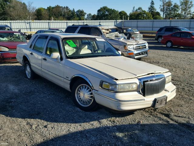 1LNLM83W3TY626837 - 1996 LINCOLN TOWN CAR C TAN photo 1