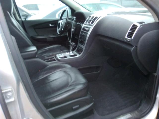 1GKLVMEDXAJ207786 - 2010 GMC ACADIA SLT SILVER photo 5