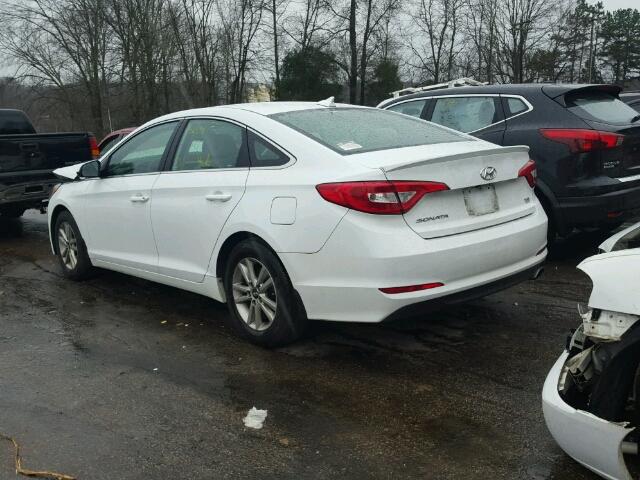 5NPE24AF4FH001352 - 2015 HYUNDAI SONATA SE WHITE photo 3