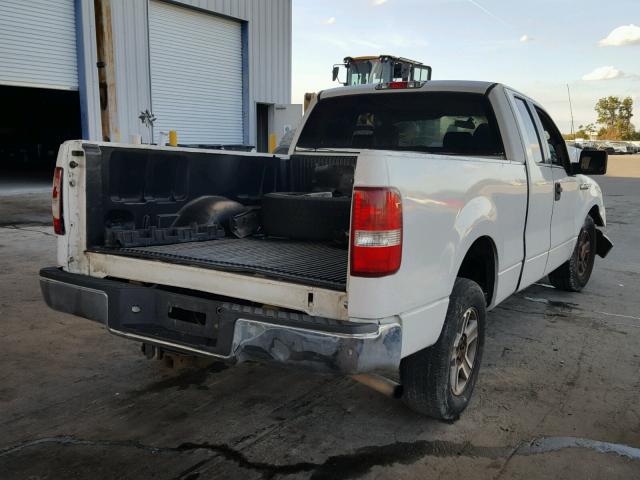 1FTPX12555FB44236 - 2005 FORD F150 WHITE photo 4