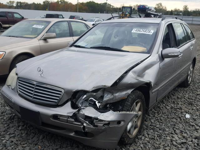 WDBRH61J63F363462 - 2003 MERCEDES-BENZ C 240 SPOR SILVER photo 2