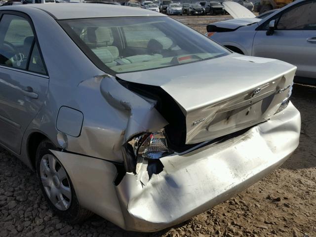 4T1BE32KX3U135294 - 2003 TOYOTA CAMRY LE GRAY photo 9