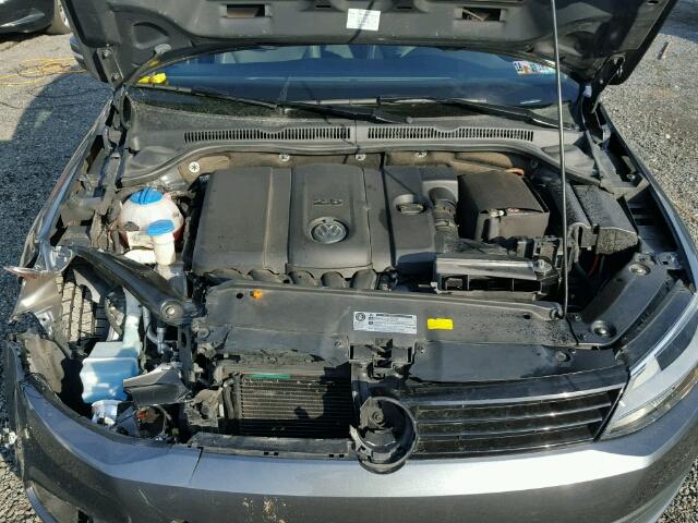 3VWDZ7AJ6BM025649 - 2011 VOLKSWAGEN JETTA SE 灰色 照片 7