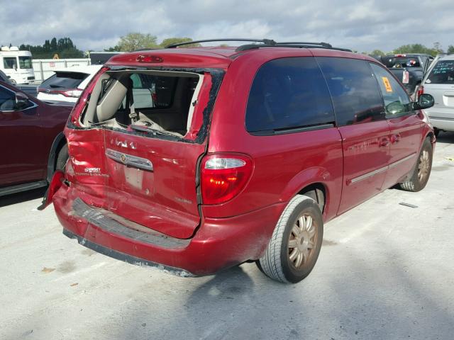 2A4GP54L46R796322 - 2006 CHRYSLER TOWN & COU RED photo 4