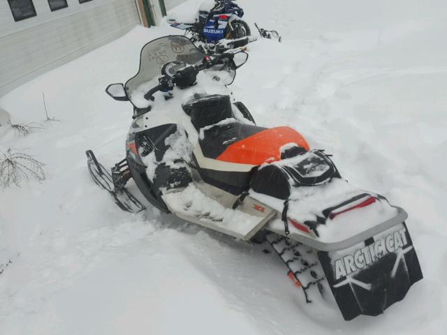 4UF11SNW5BT109803 - 2011 ARTC SNOWMOBILE ORANGE photo 3