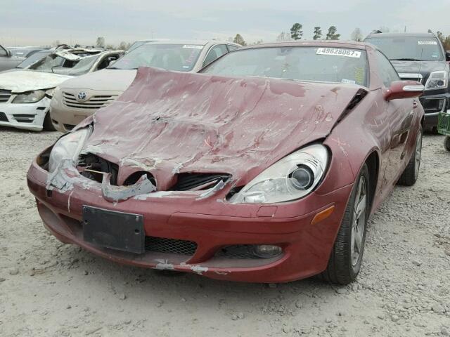 WDBWK54F06F109837 - 2006 MERCEDES-BENZ SLK 280 RED photo 2