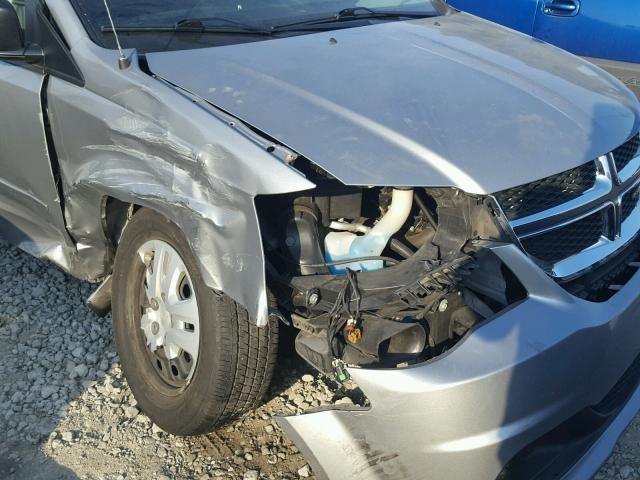 2C4RDGBGXER130900 - 2014 DODGE GRAND CARA SILVER photo 9