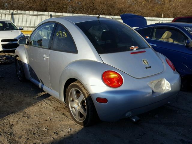 3VWBR31C84M417911 - 2004 VOLKSWAGEN NEW BEETLE 银色 照片 3
