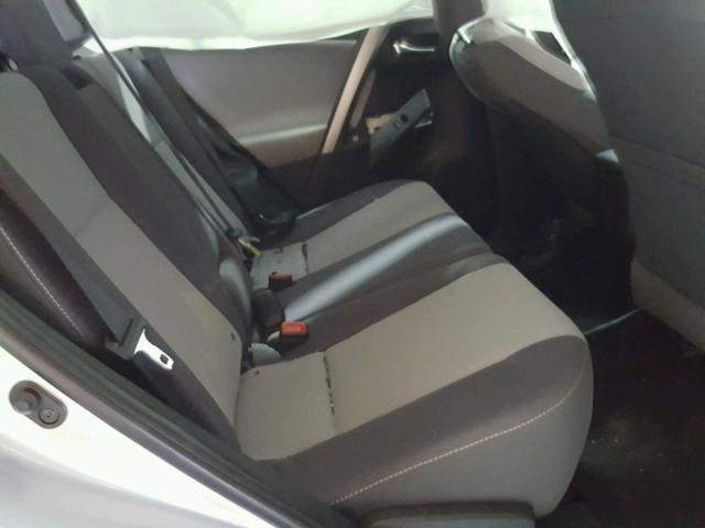 JTMRFREV3FD121220 - 2015 TOYOTA RAV4 XLE SILVER photo 6