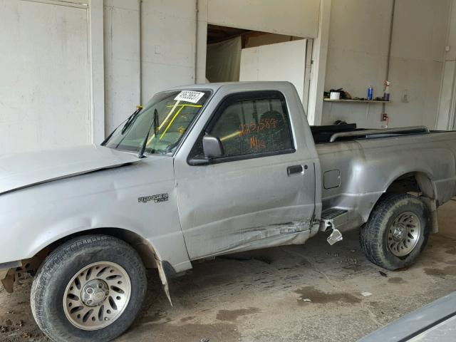 1FTYR10V6YTB39697 - 2000 FORD RANGER SILVER photo 9