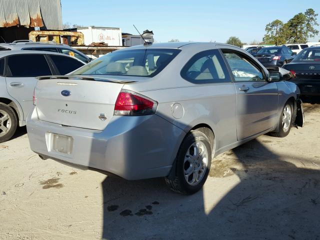 1FAHP32N89W254497 - 2009 FORD FOCUS SE SILVER photo 4