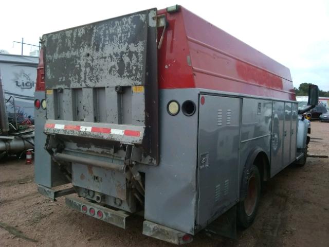 1GBE5C12X7F402371 - 2007 CHEVROLET C5500 C5C0 GRAY photo 4