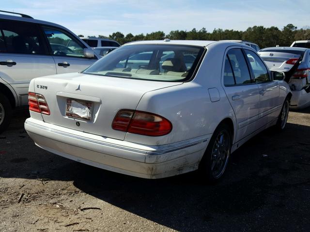 WDBJF65J31X049112 - 2001 MERCEDES-BENZ E 320 WHITE photo 4