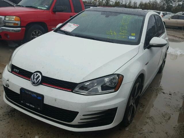 3VW4T7AU6FM065148 - 2015 VOLKSWAGEN GTI WHITE photo 2