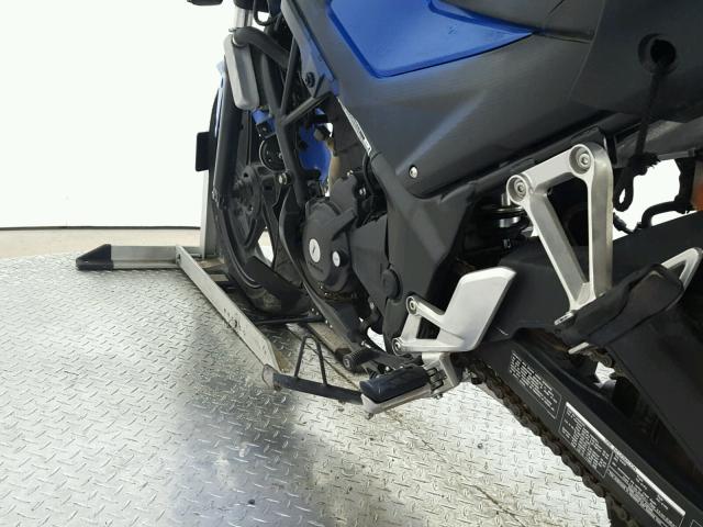 MLHNC5104G5200043 - 2016 HONDA CBR300 R BLUE photo 15