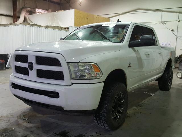 3C6UR5DLXFG712472 - 2015 RAM 2500 SLT WHITE photo 2