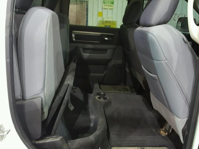 3C6UR5DLXFG712472 - 2015 RAM 2500 SLT 白色 照片 6