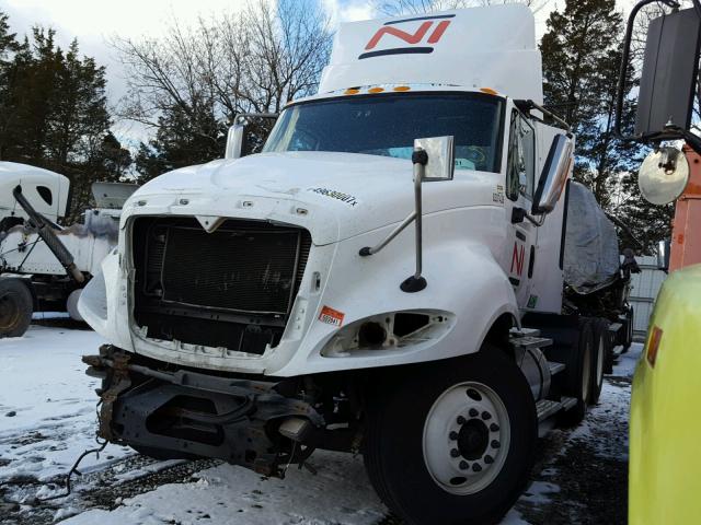 1HSCUAPR0BJ265534 - 2011 INTERNATIONAL PROSTAR PR WHITE photo 2