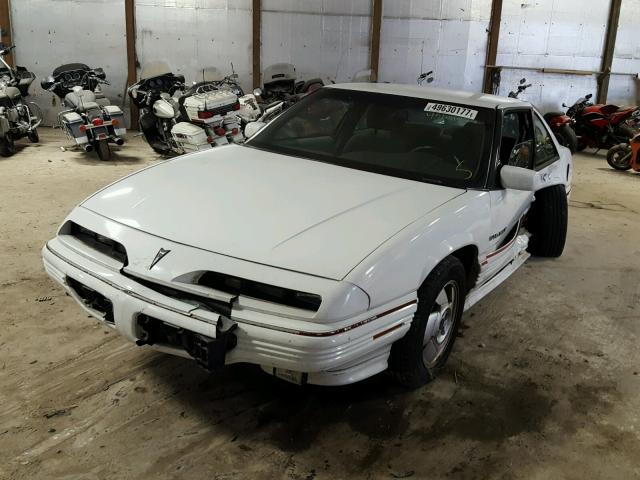 1G2WJ12M5SF318147 - 1995 PONTIAC GRAND PRIX WHITE photo 2