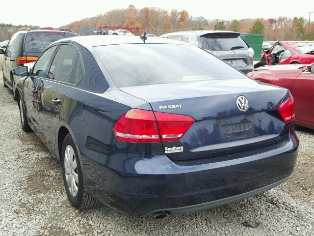 1VWAH7A34CC023036 - 2012 VOLKSWAGEN PASSAT S BLUE photo 3