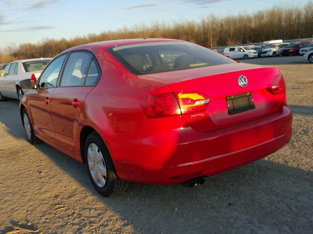 3VW1K7AJ4CM318748 - 2012 VOLKSWAGEN JETTA BASE RED photo 3