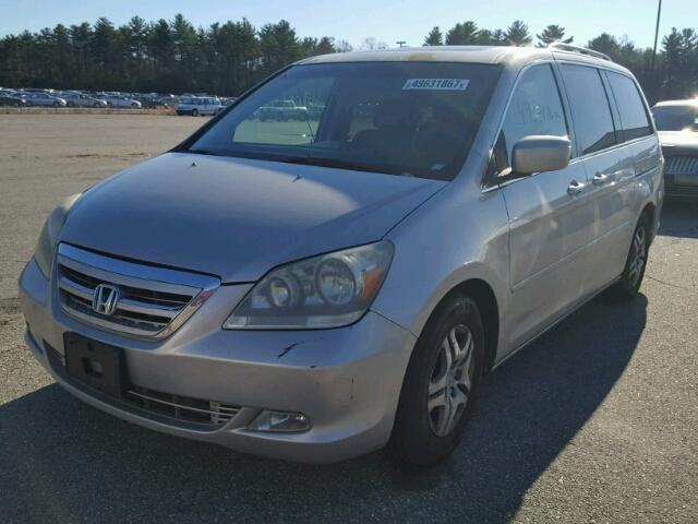 5FNRL38685B042899 - 2005 HONDA ODYSSEY EX SILVER photo 2