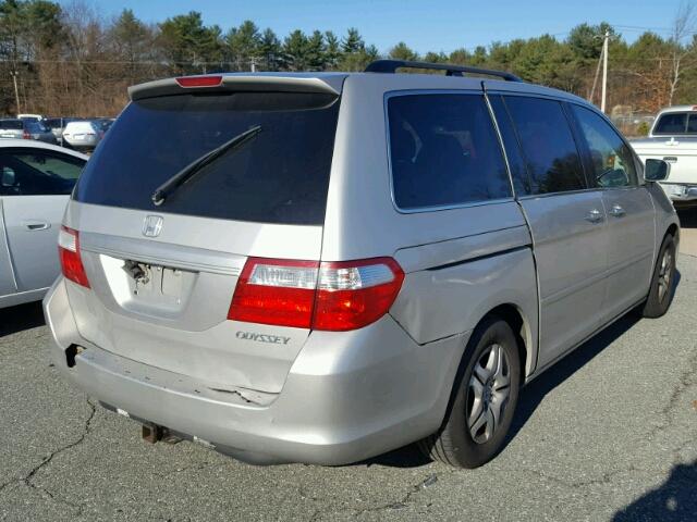 5FNRL38685B042899 - 2005 HONDA ODYSSEY EX SILVER photo 4