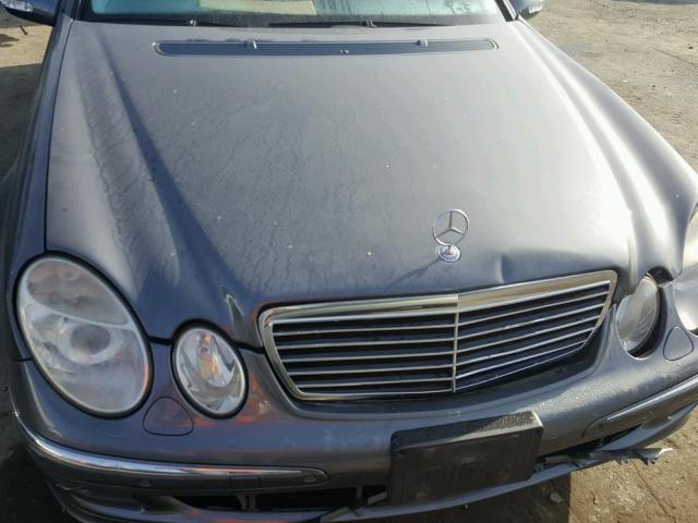 WDBUF56J26A927659 - 2006 MERCEDES-BENZ E 350 GRAY photo 7