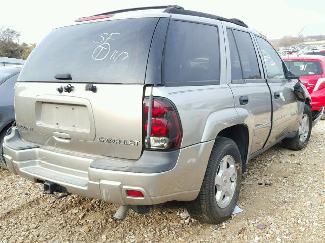 1GNDT13S522395156 - 2002 CHEVROLET TRAILBLAZE TAN photo 4