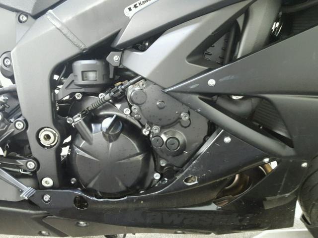 JKAZX4R10CA037421 - 2012 KAWASAKI ZX600 R BLACK photo 11