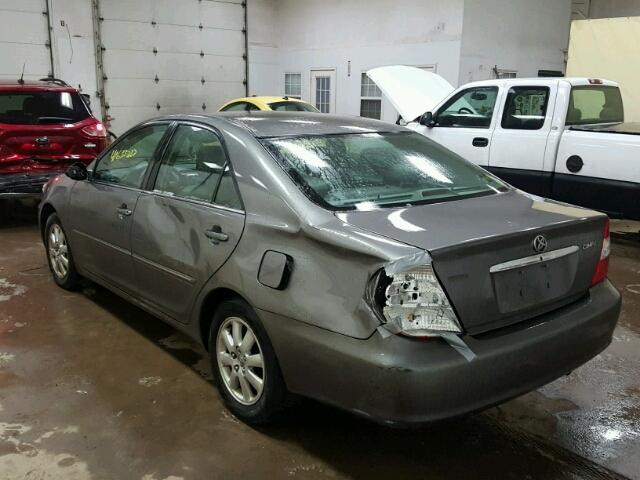 4T1BE30K14U854986 - 2004 TOYOTA CAMRY LE GRAY photo 3