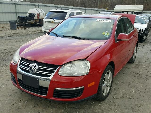 3VWRZ71K89M132212 - 2009 VOLKSWAGEN JETTA SE RED photo 2