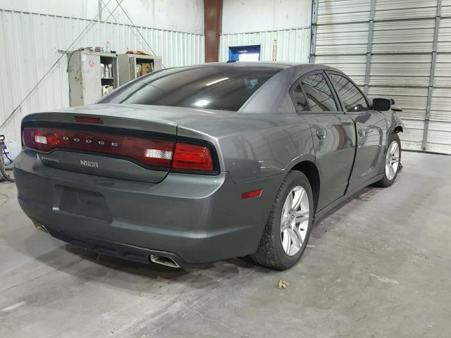 2B3CL3CG6BH605820 - 2011 DODGE CHARGER GRAY photo 4
