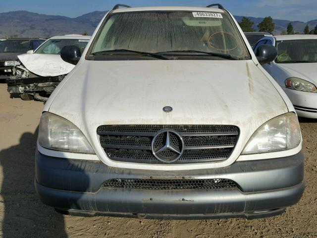 4JGAB54EXXA074348 - 1999 MERCEDES-BENZ ML 320 WHITE photo 9