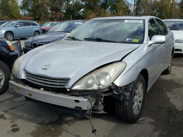 JTHBF30GX20009036 - 2002 LEXUS ES 300 SILVER photo 2