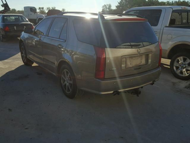 1GYEE63A340178550 - 2004 CADILLAC SRX GOLD photo 3