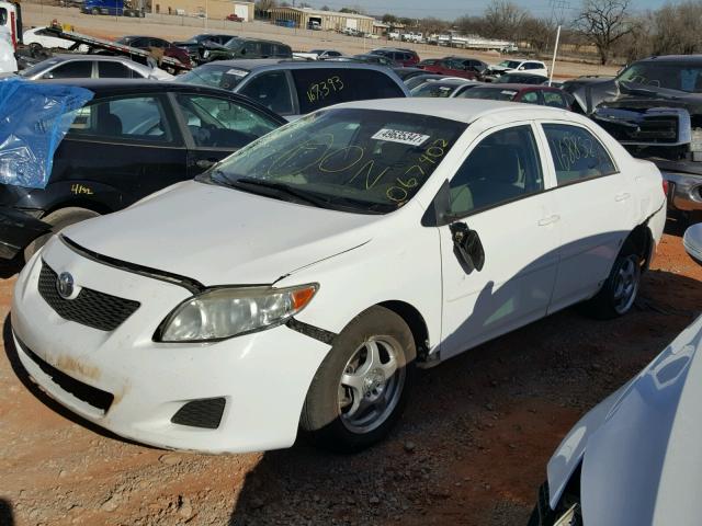 JTDBL40E799067402 - 2009 TOYOTA COROLLA BA WHITE photo 2