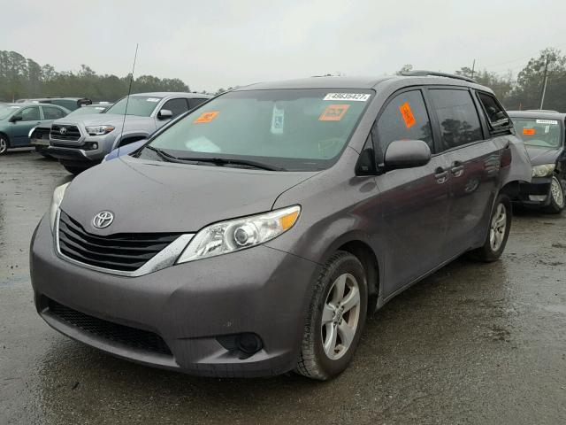 5TDKK3DC8BS049133 - 2011 TOYOTA SIENNA LE GRAY photo 2