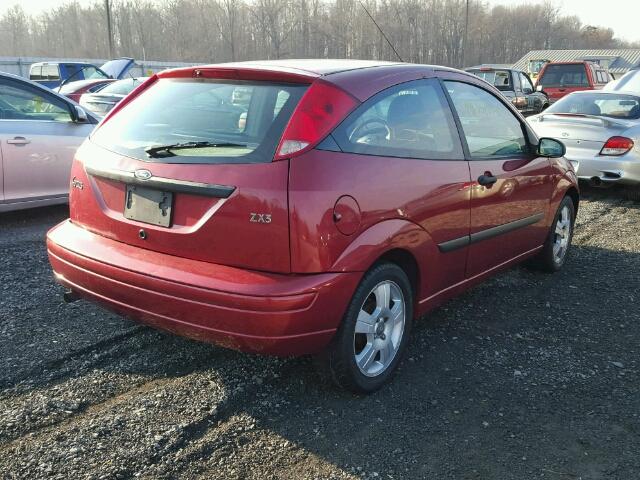 3FAFP31Z13R186937 - 2003 FORD FOCUS ZX3 RED photo 4