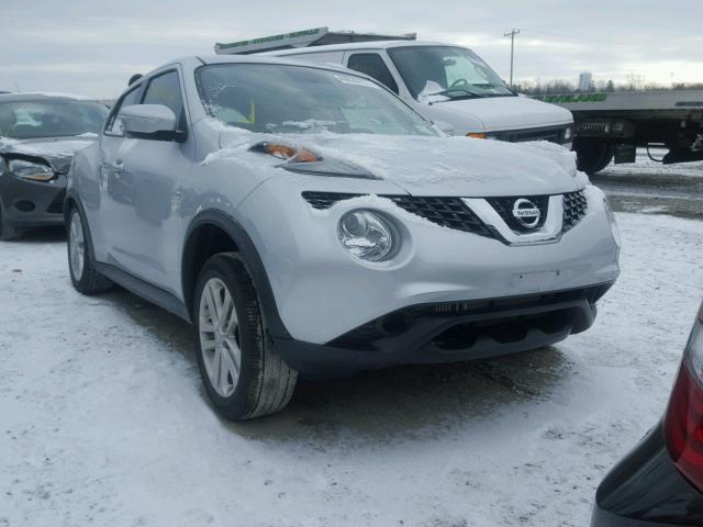 JN8AF5MR0HT705565 - 2017 NISSAN JUKE S GRAY photo 1