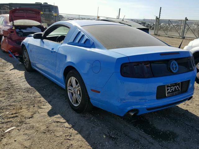 1ZVBP8AM8E5237928 - 2014 FORD MUSTANG BLUE photo 3
