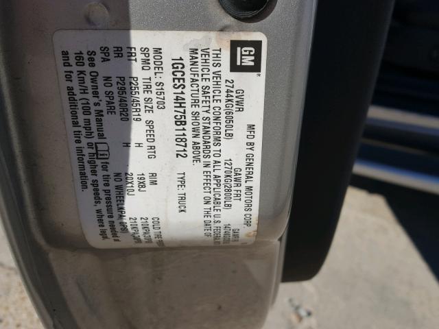 1GCES14H75B118712 - 2005 CHEVROLET SSR 银色 照片 10