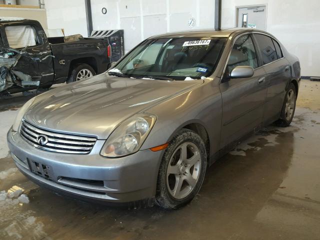 JNKCV51E24M104329 - 2004 INFINITI G35 GRAY photo 2