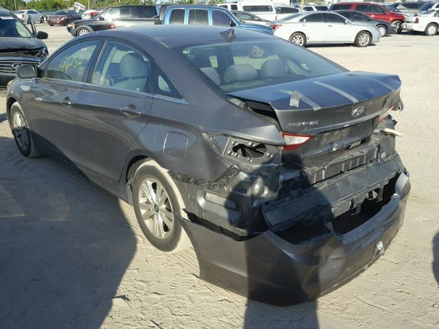 5NPEB4AC9CH369110 - 2012 HYUNDAI SONATA GLS GRAY photo 3