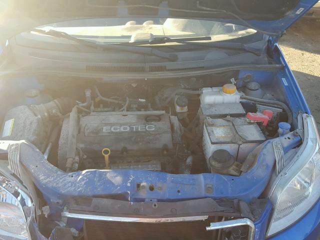 KL1TD6DE9BB215045 - 2011 CHEVROLET AVEO LS BLUE photo 7